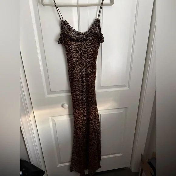 Realisation Par Esme Dress - Picture 6 of 6